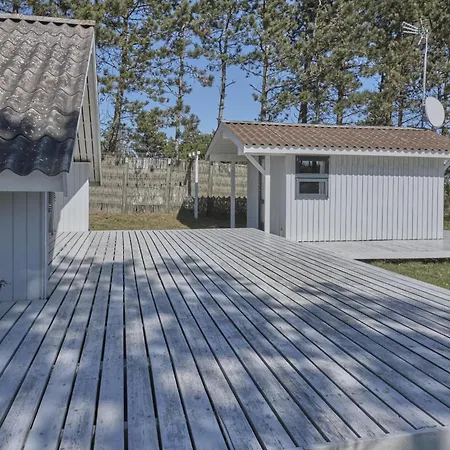 Older With Sea View Close To A Dom wakacyjny *